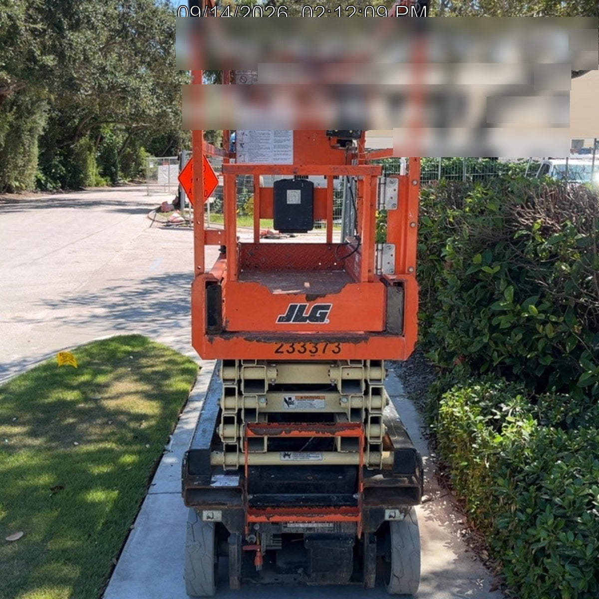 2022 JLG ES1932