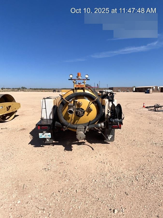 2023 Vac-Tron LP573XDT T4 Koehler Diesel Engine, 500 Gallon Debris Tank, x2 100 Gallon Water Tanks
