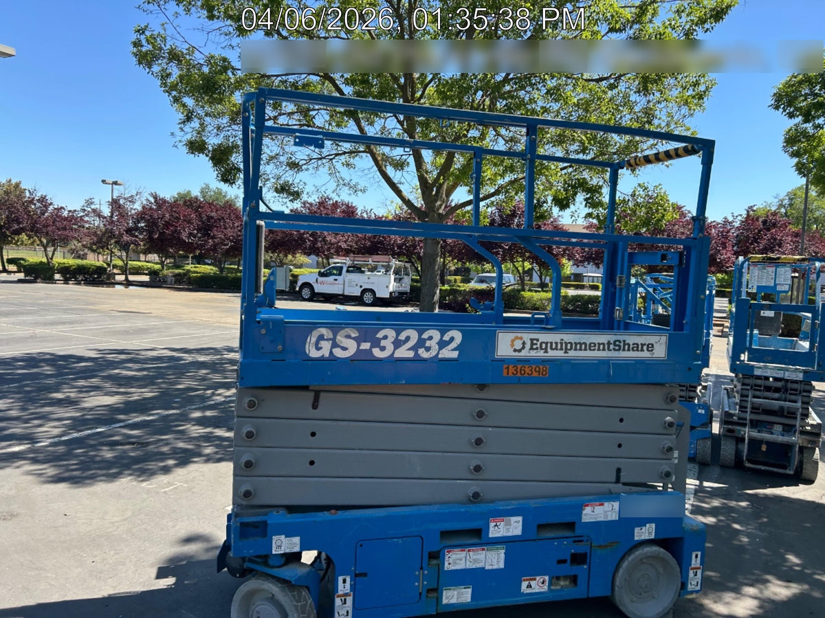 2021 GENIE GS-3232