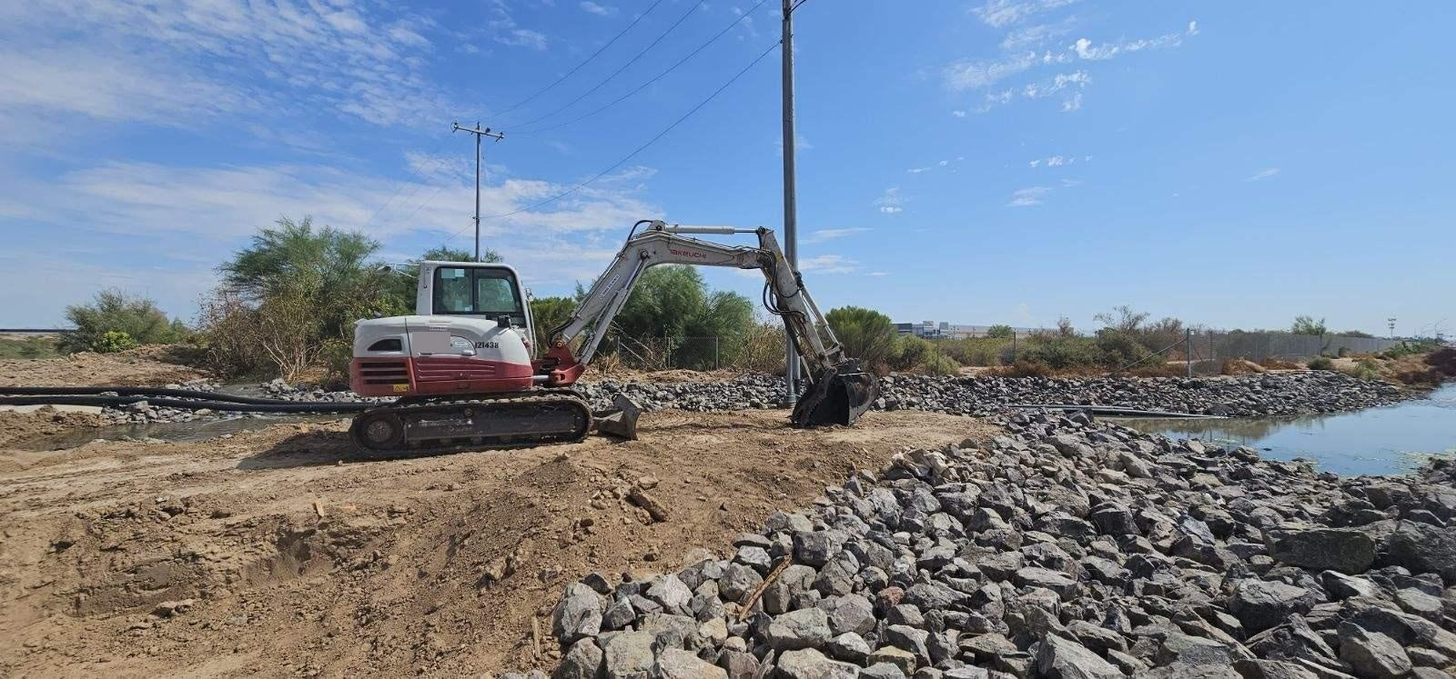 2022 SANY 36" Bucket - Sany