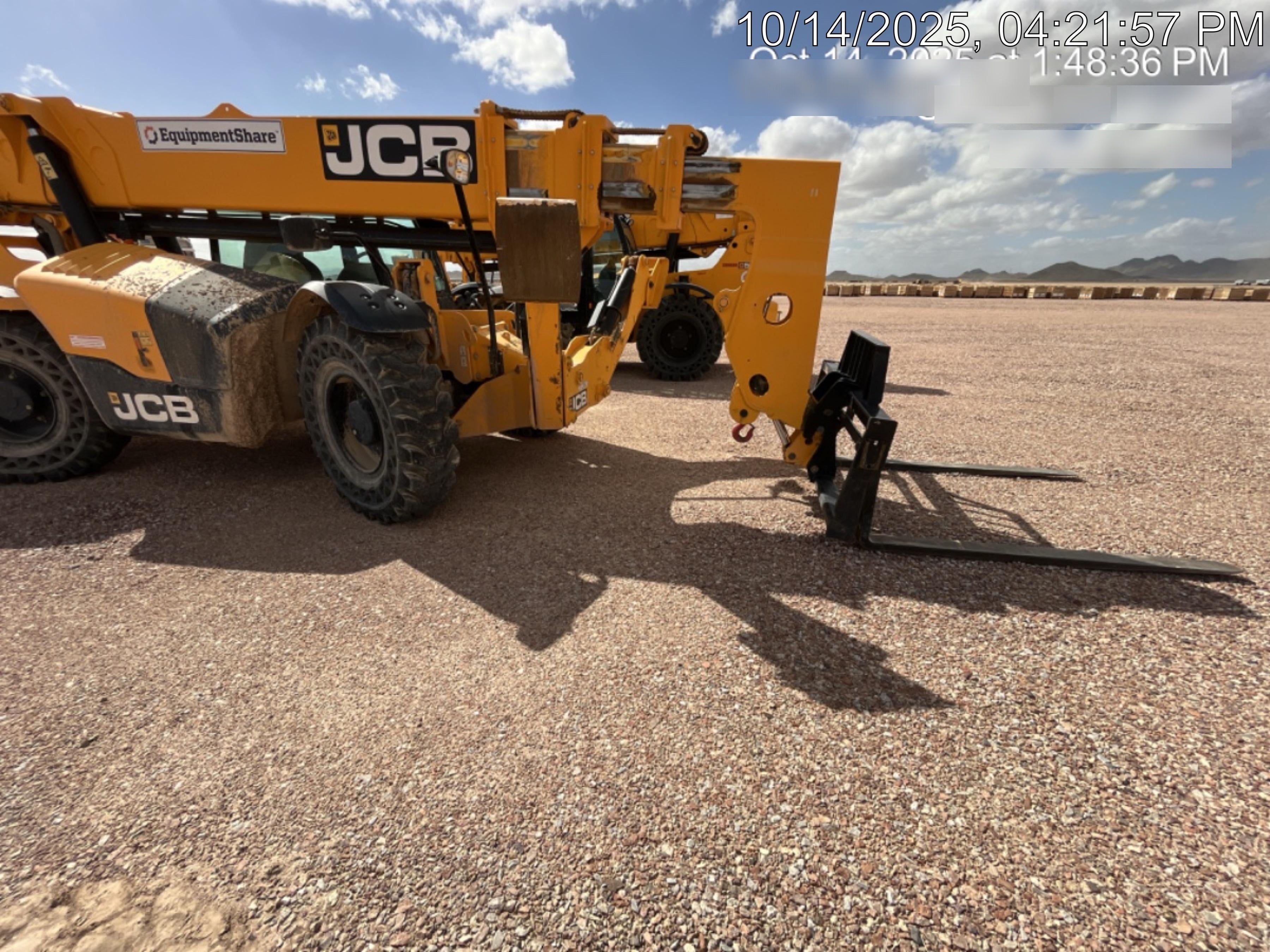 2022 JCB 512-56