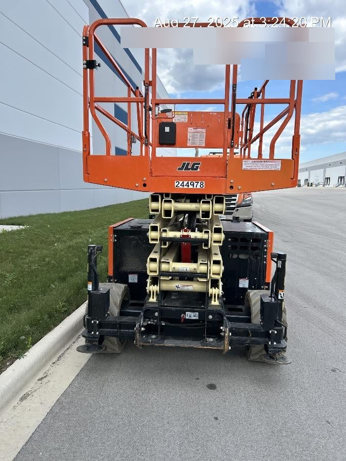 2022 JLG RT4069
