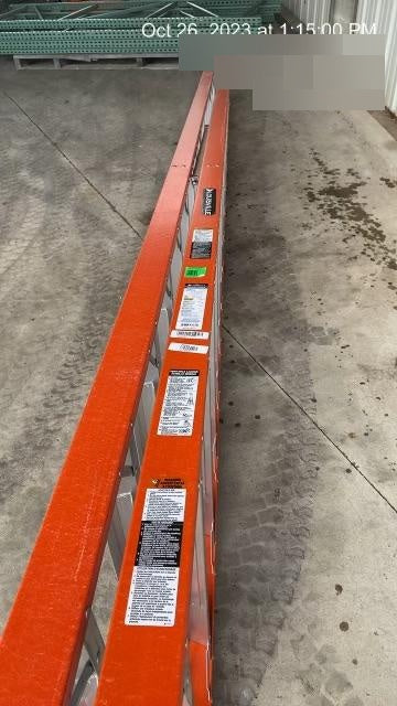 2023 LOUISVILLE LADDER FM1400HD