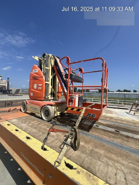 2021 JLG 26E