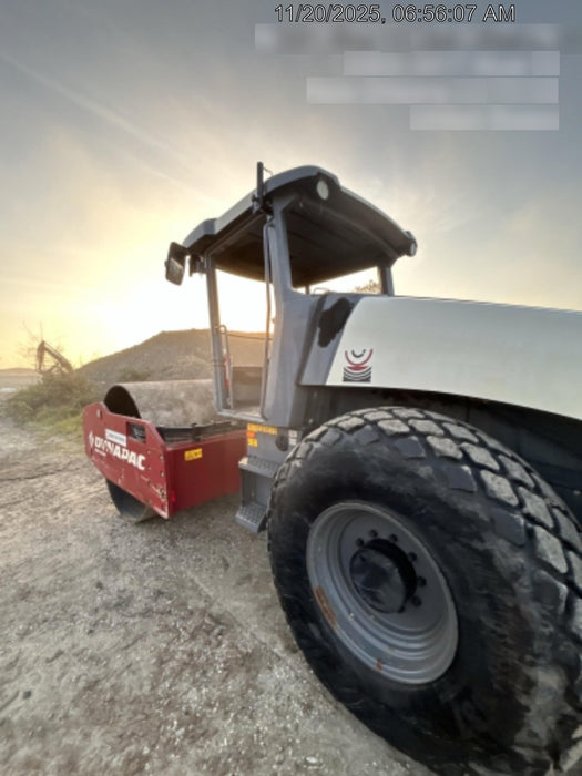 2021 DYNAPAC CA2500D