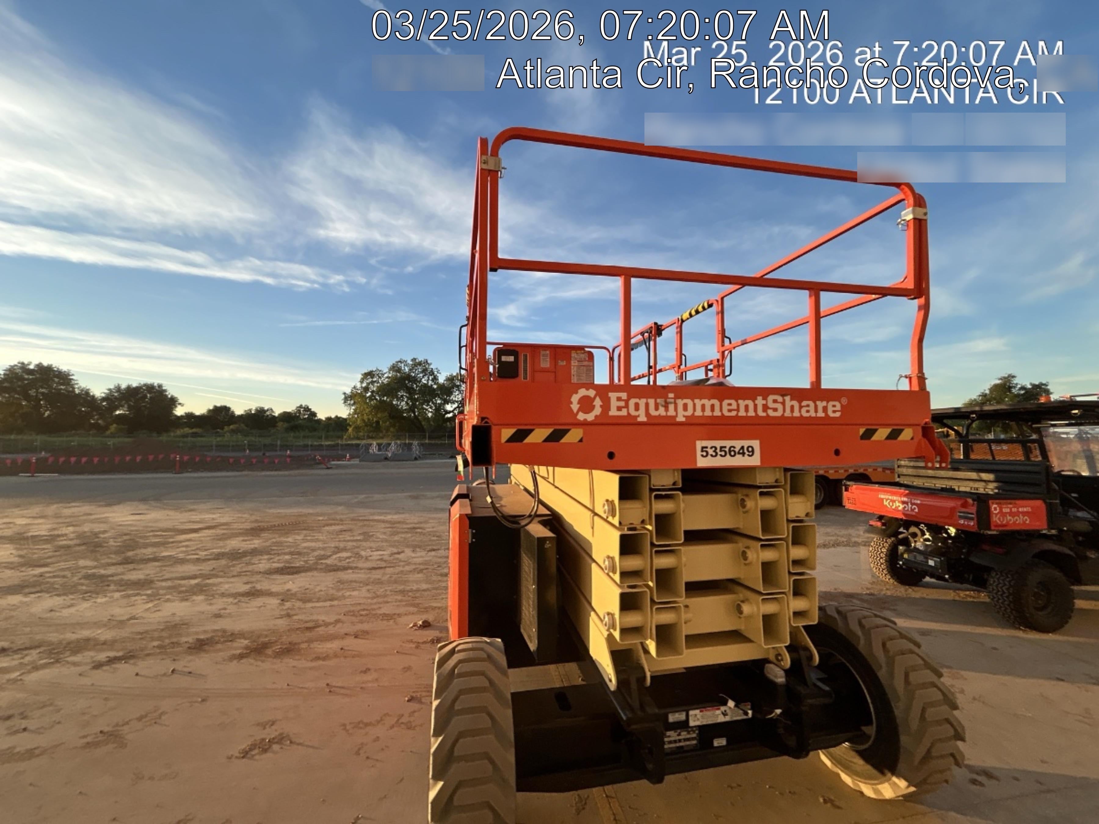 2025 JLG RT4394