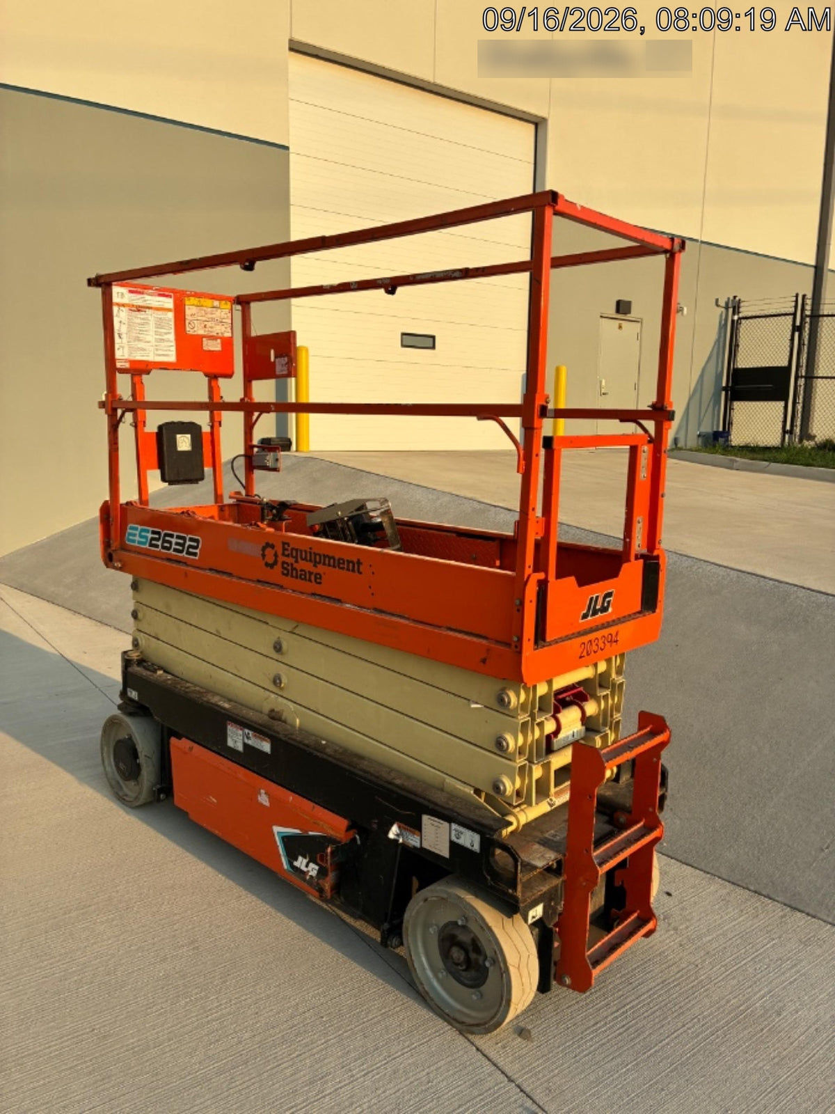 2022 JLG ES2632