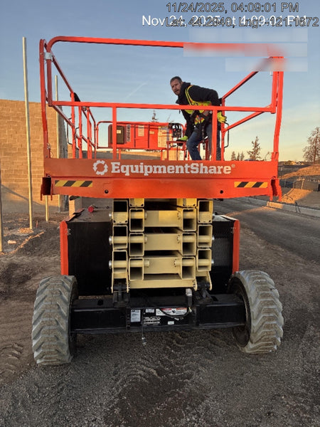 2025 JLG RT4394