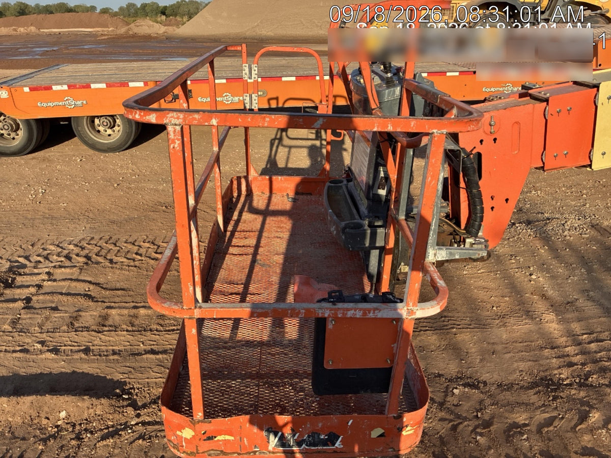 2021 JLG 600S