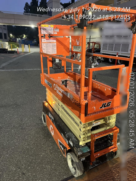2023 JLG ES1932