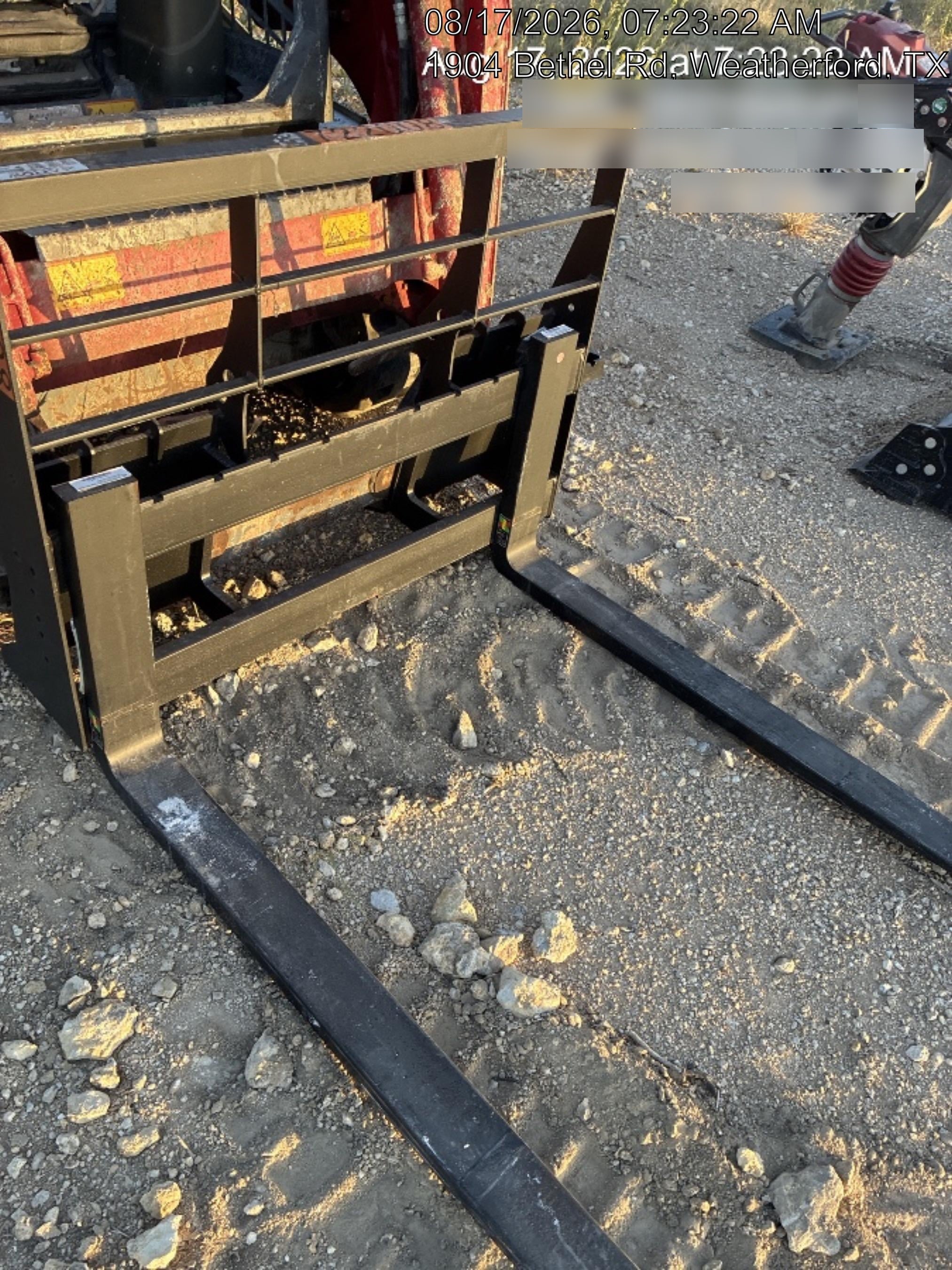 2026 ARROW MATERIAL HANDLING 48" Pallet Forks - Arrow