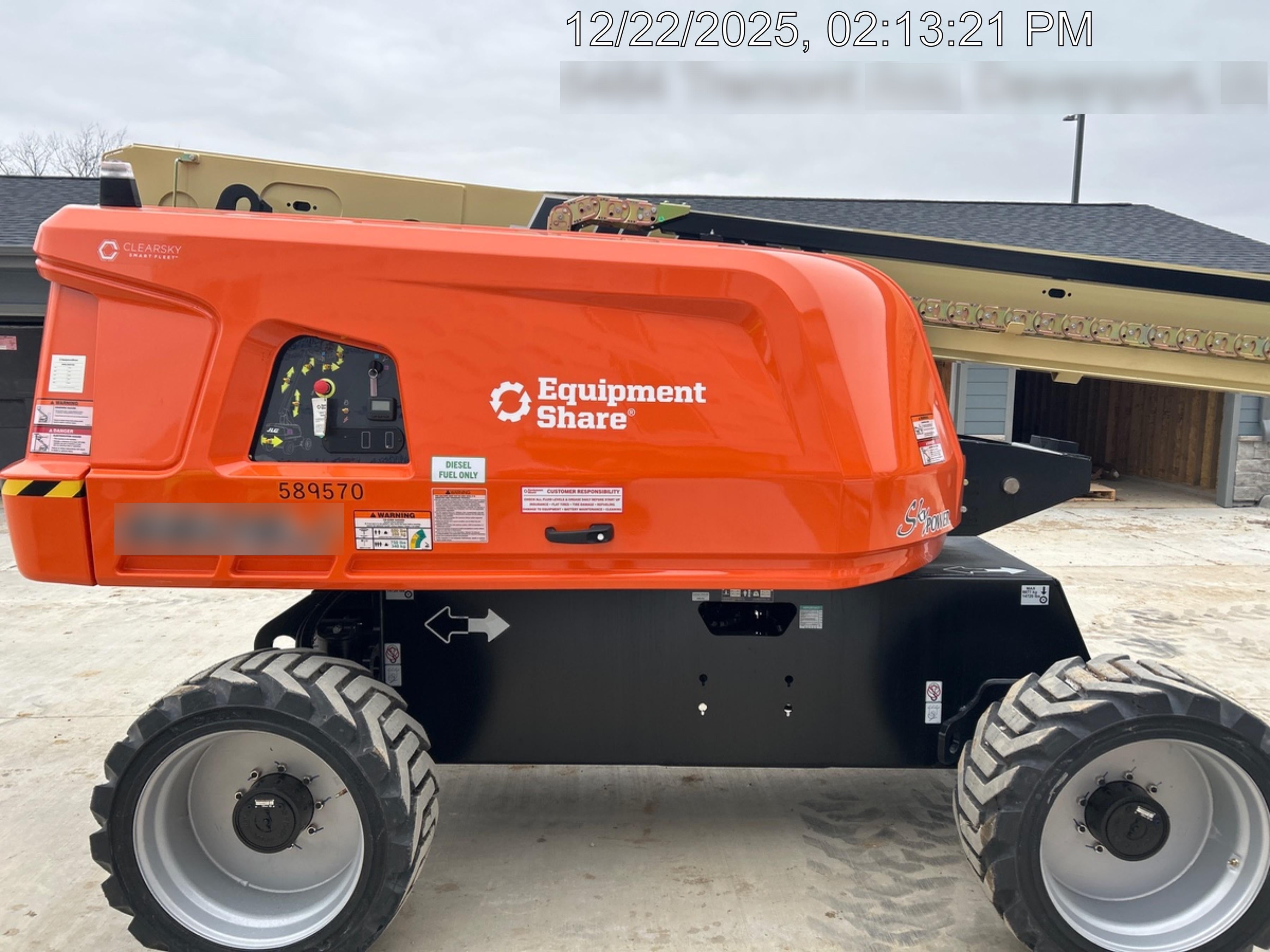 2025 JLG 660SJ