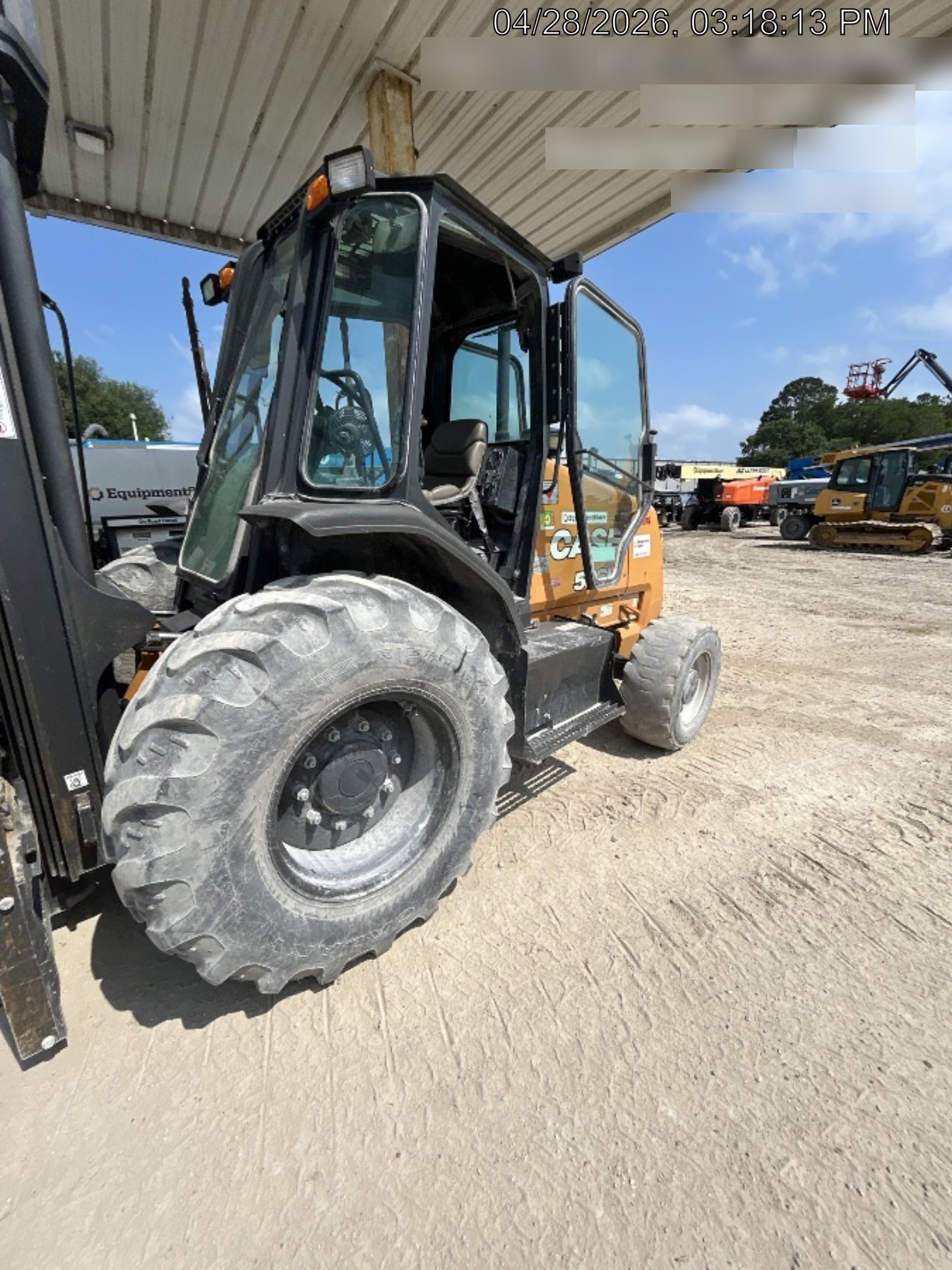 2021 CASE 586H
