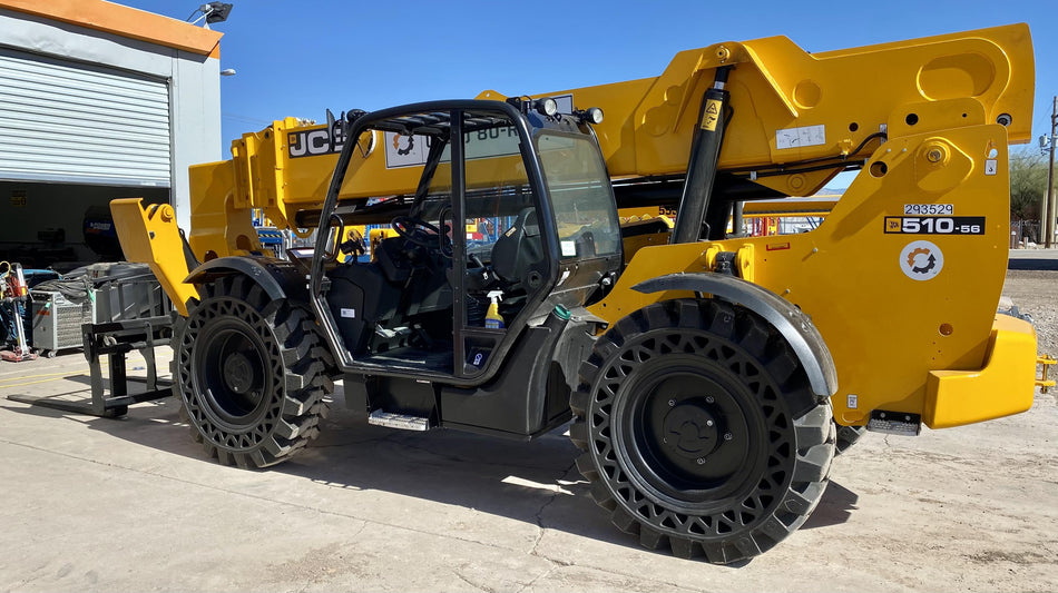 2023 JCB 510-56