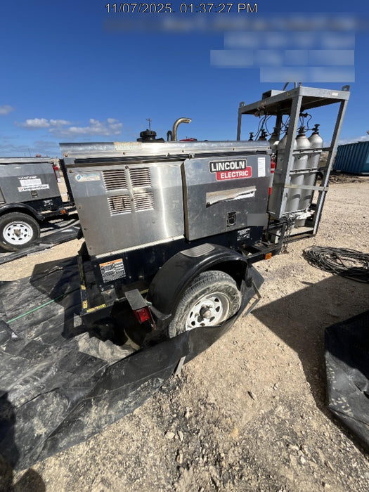2019 Lincoln Electric Vantage 322 Welder Ready-Pak 3, Two wheel trailer, Fender and Light kit, Cable Rack