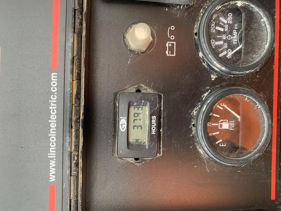 2019 Lincoln Electric Vantage 322 Welder Ready-Pak 3, Two wheel trailer, Fender and Light kit, Cable Rack