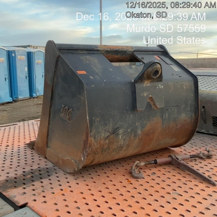 2025 TAKEUCHI 36" Bucket - Takeuchi