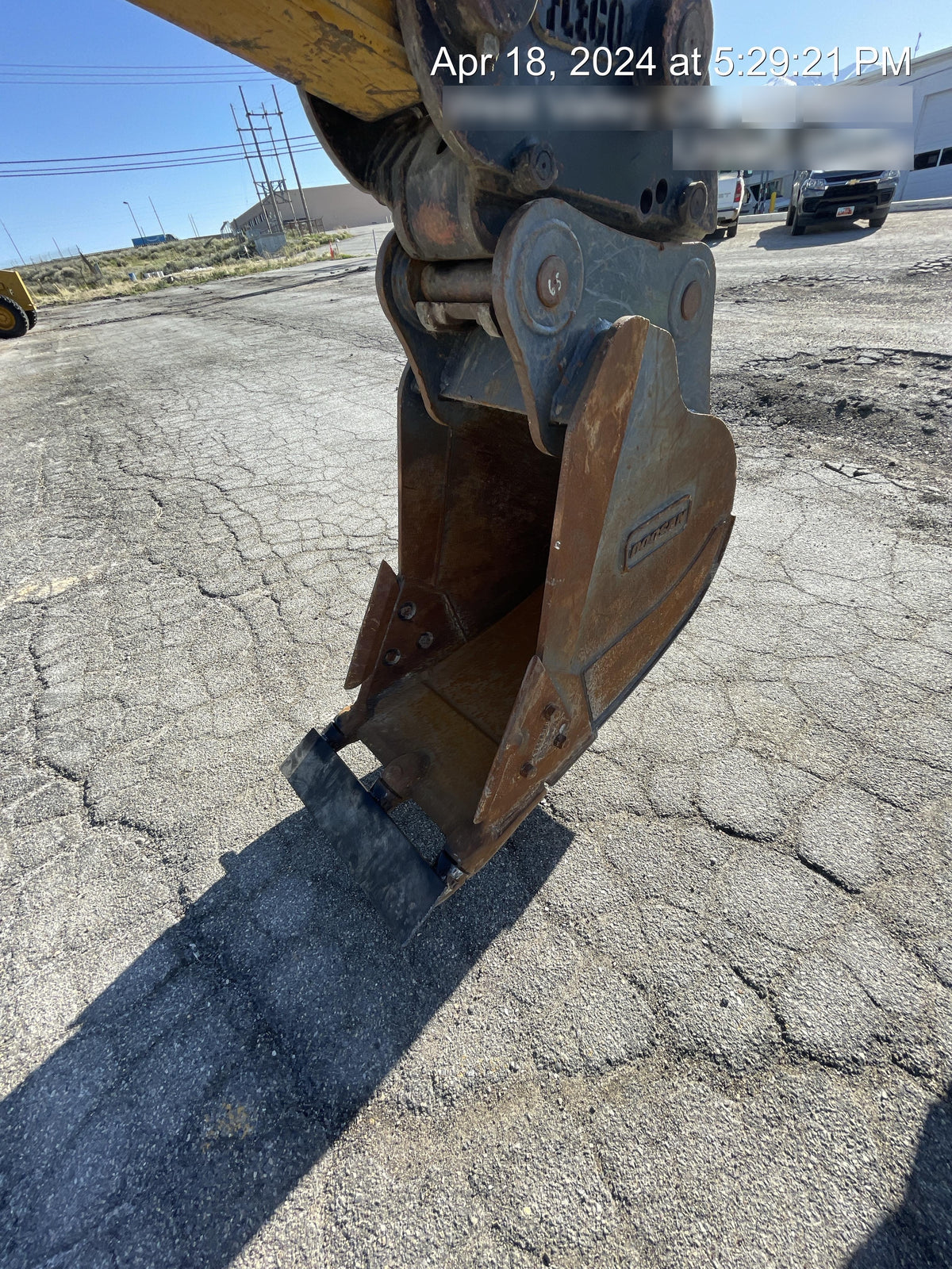 2020 DOOSAN 24" Bucket-Doosan