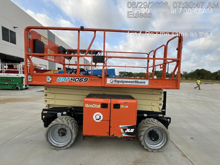2021 JLG ERT4069