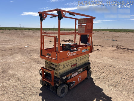 2022 JLG ES1932