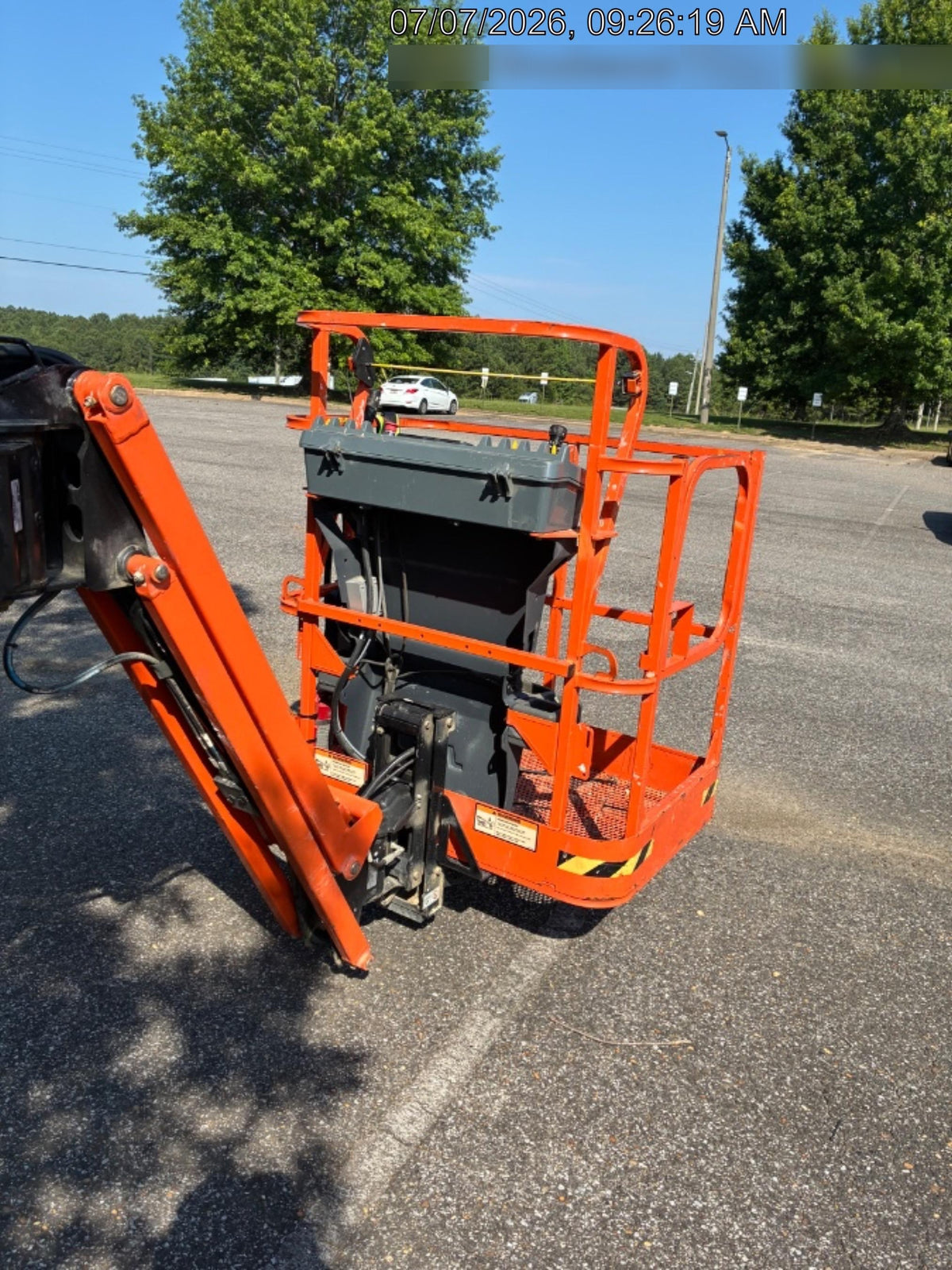 2021 JLG E300AJP