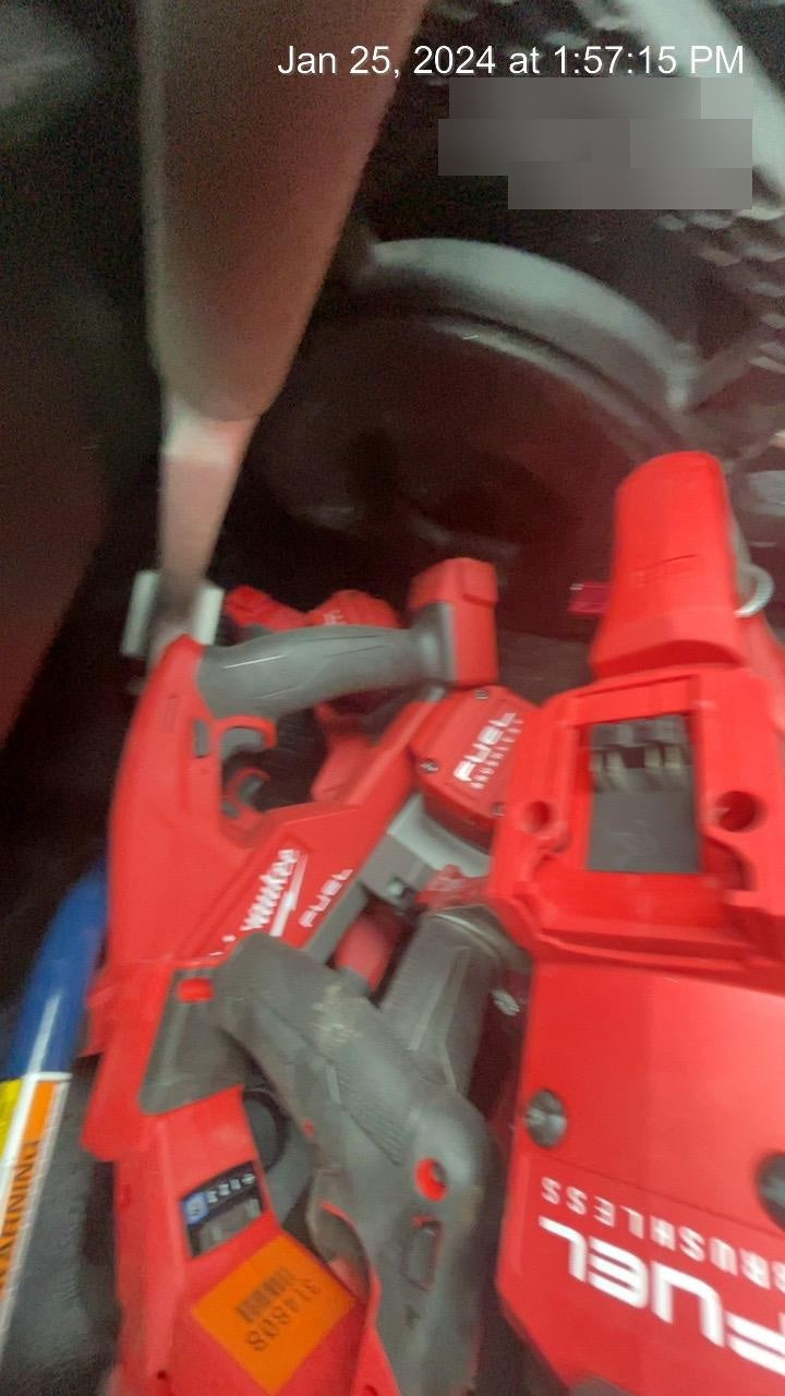 2021 MILWAUKEE 2806-22