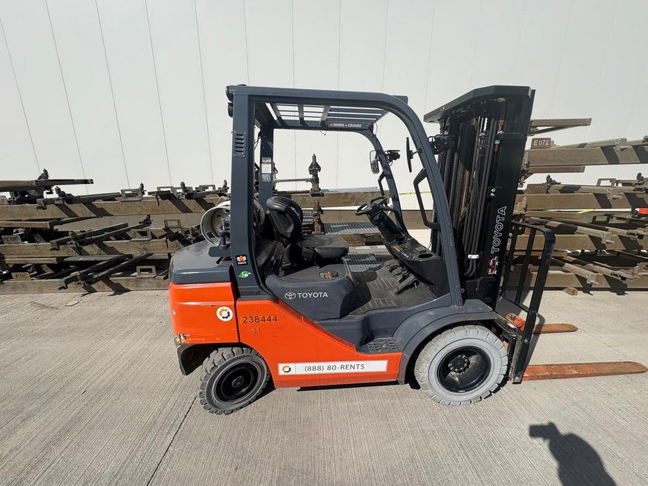 2022 TOYOTA 50-8FGU25