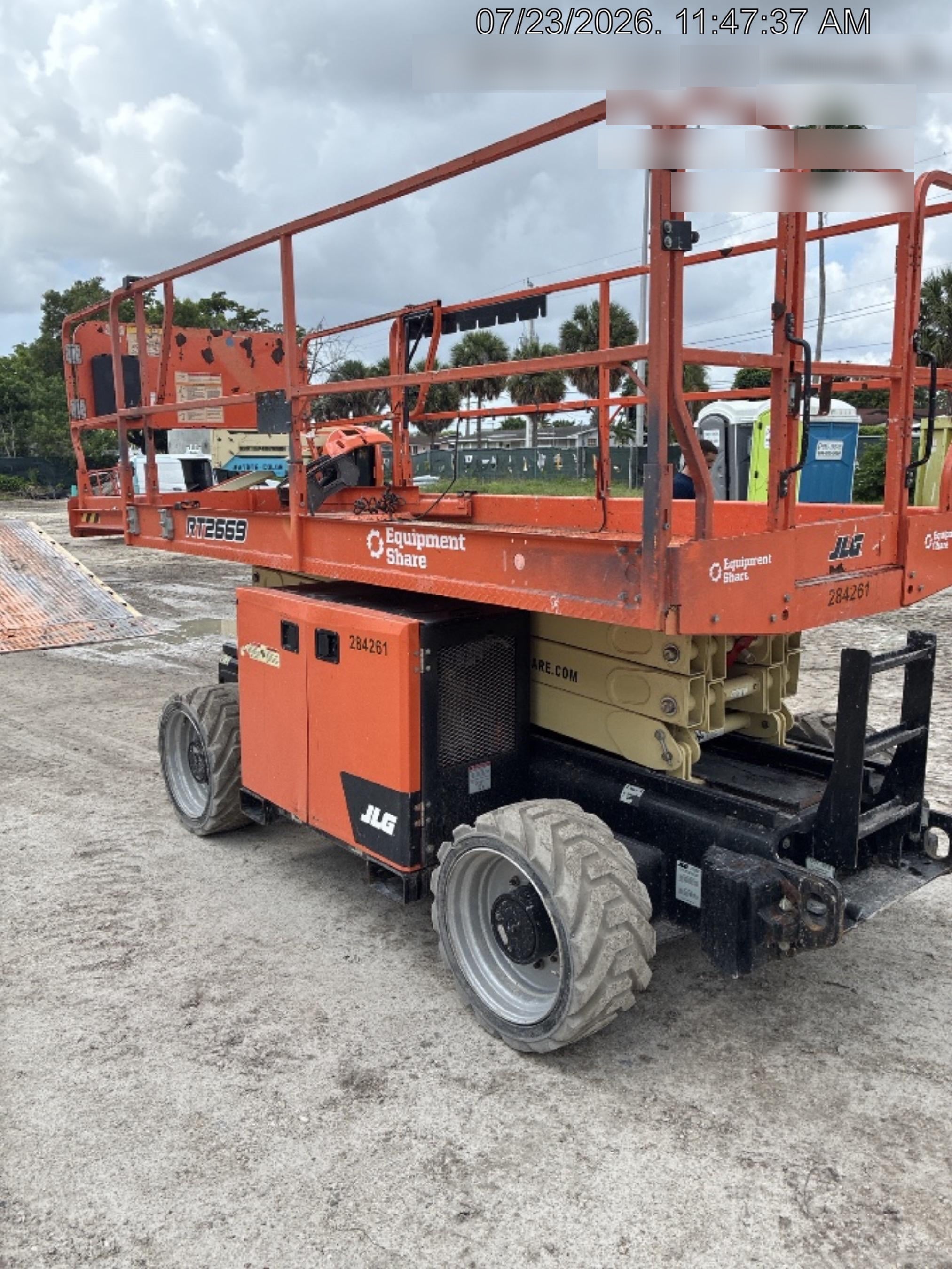 2022 JLG RT2669