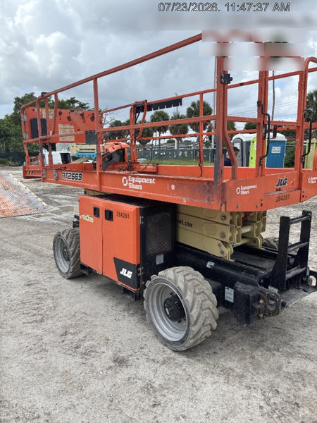 2022 JLG RT2669