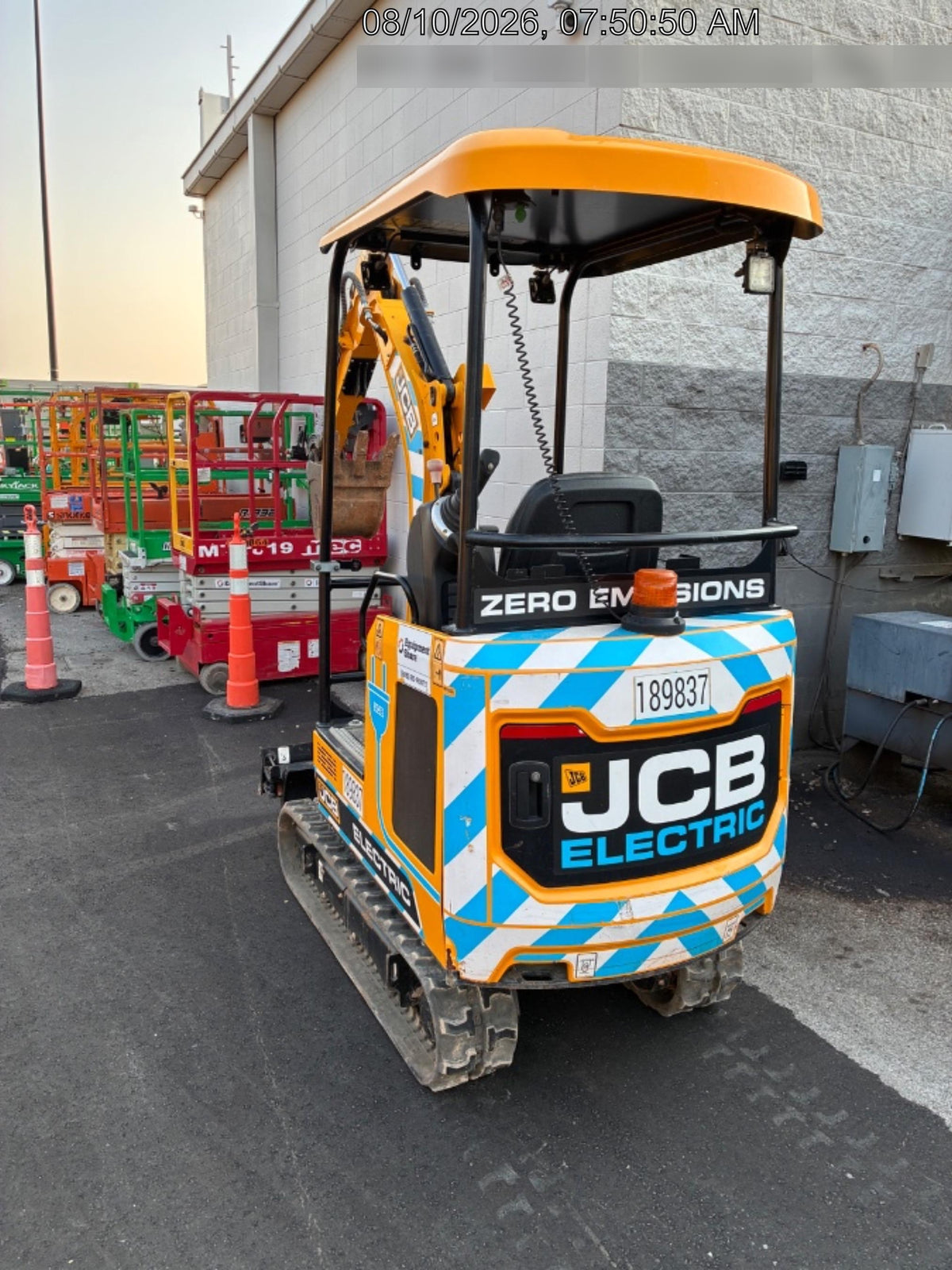 2022 JCB 19C-1E Canopy, Rubber Track, Beacon, Dipper, WL, Coupler, ES Decals