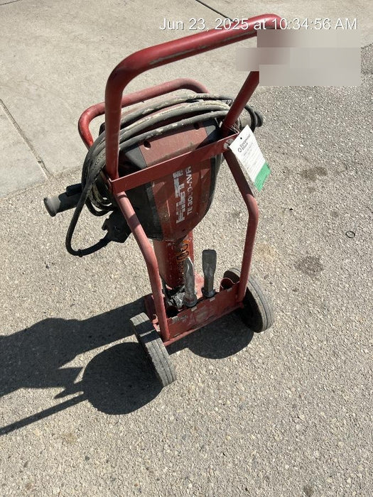 2021 HILTI TE 3000-AVR