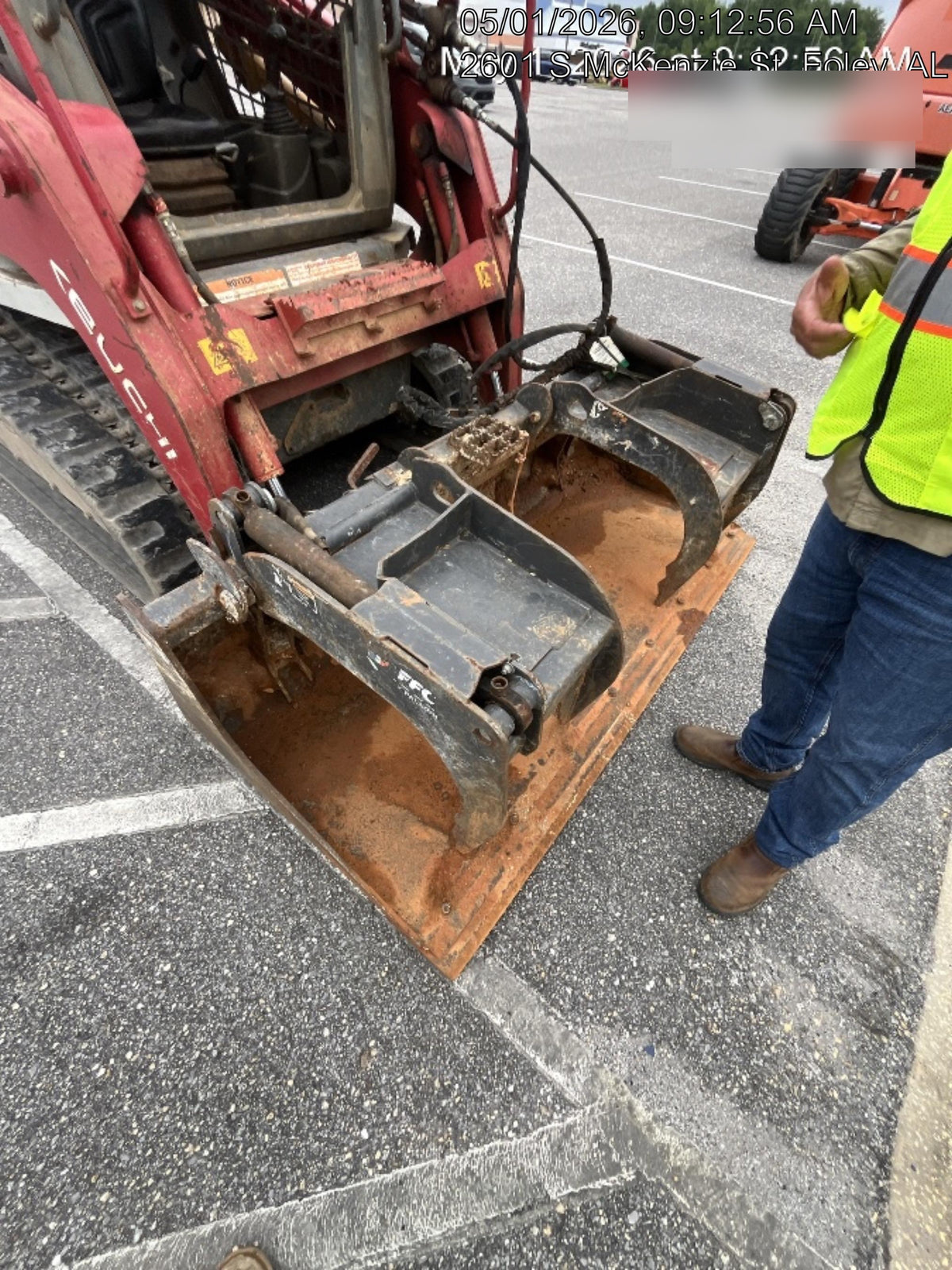 2020 PALADIN 76" Scrap Grapple Bucket - Paladin