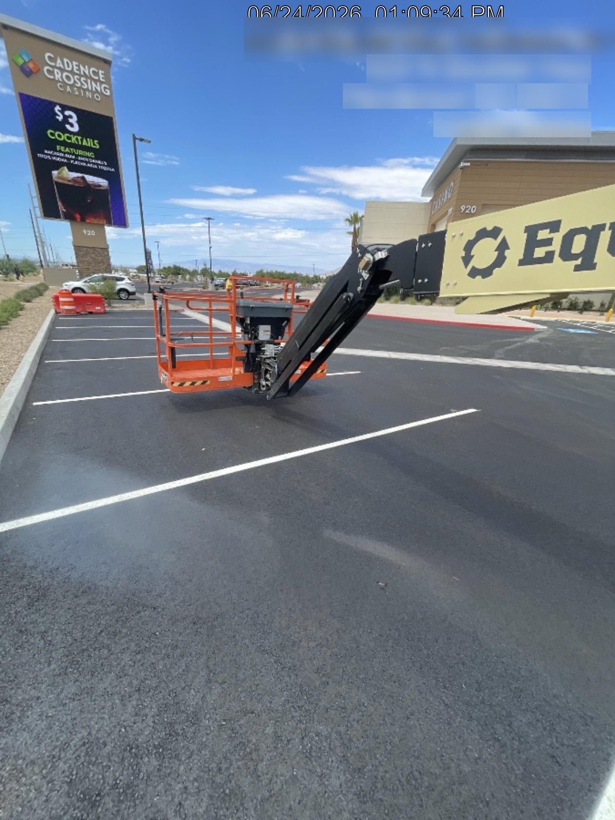 2025 JLG 660SJ