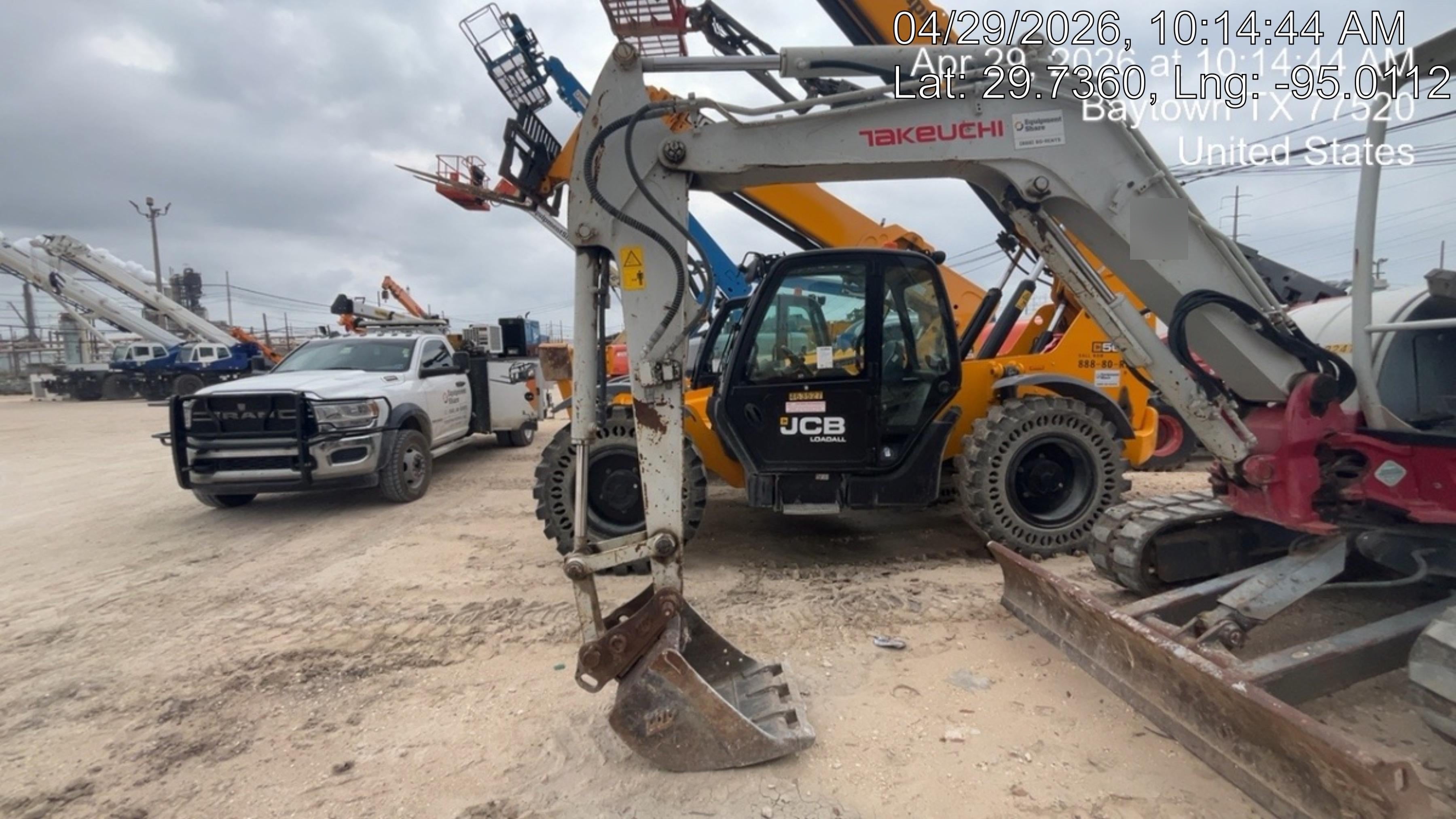 2019 Takeuchi TB260 Canopy, Standard Blade, Auxiliary hydraulics w/Manual QC, Hydraulic thumb, 12" ,18", 24" Bucket