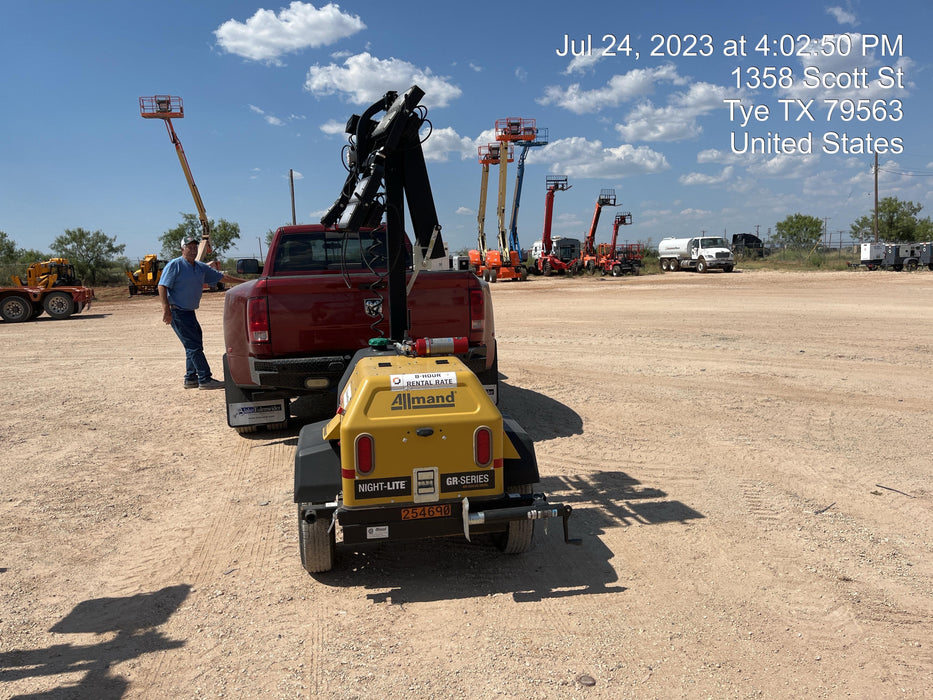 2022 Allmand NLV3GR (4) LED Light Fixture 350W, 23' Vertical Mast, 3kW Prime, Towable, ES Decals, T3