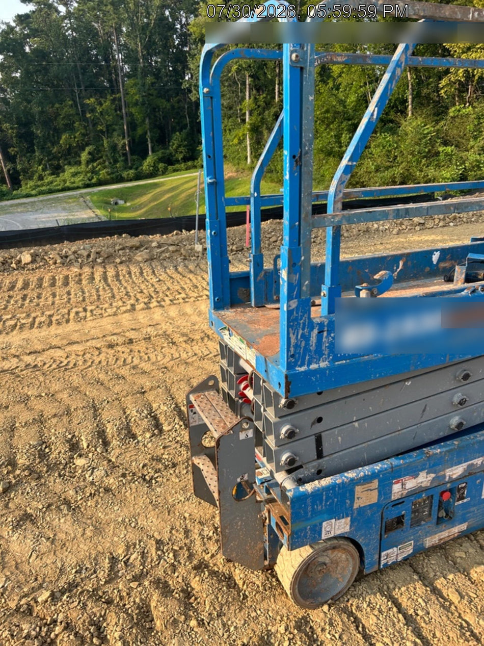 2019 Genie GS-1930 Fixed Rails with Chain Entry