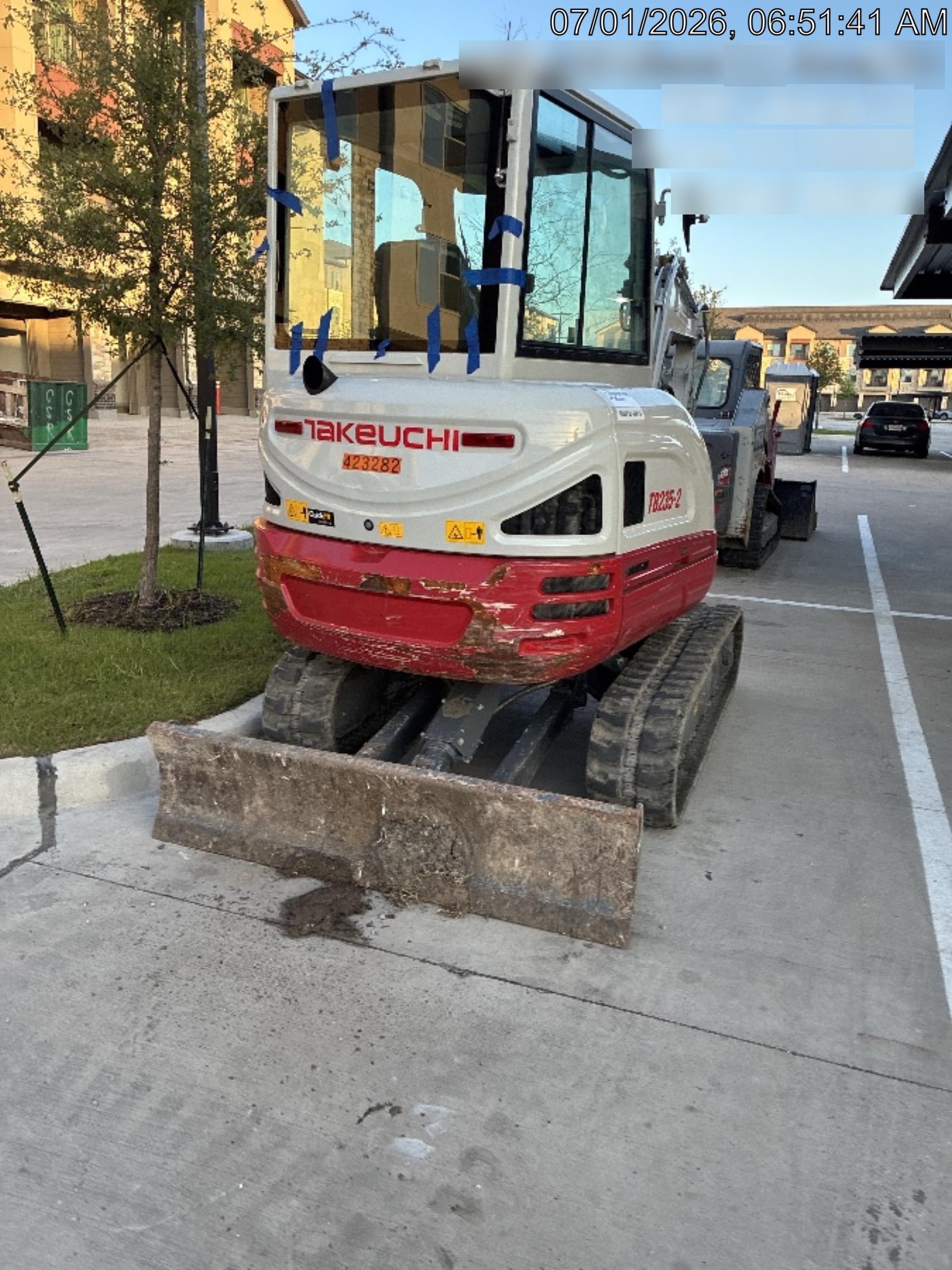 2024 TAKEUCHI TB235-2CR