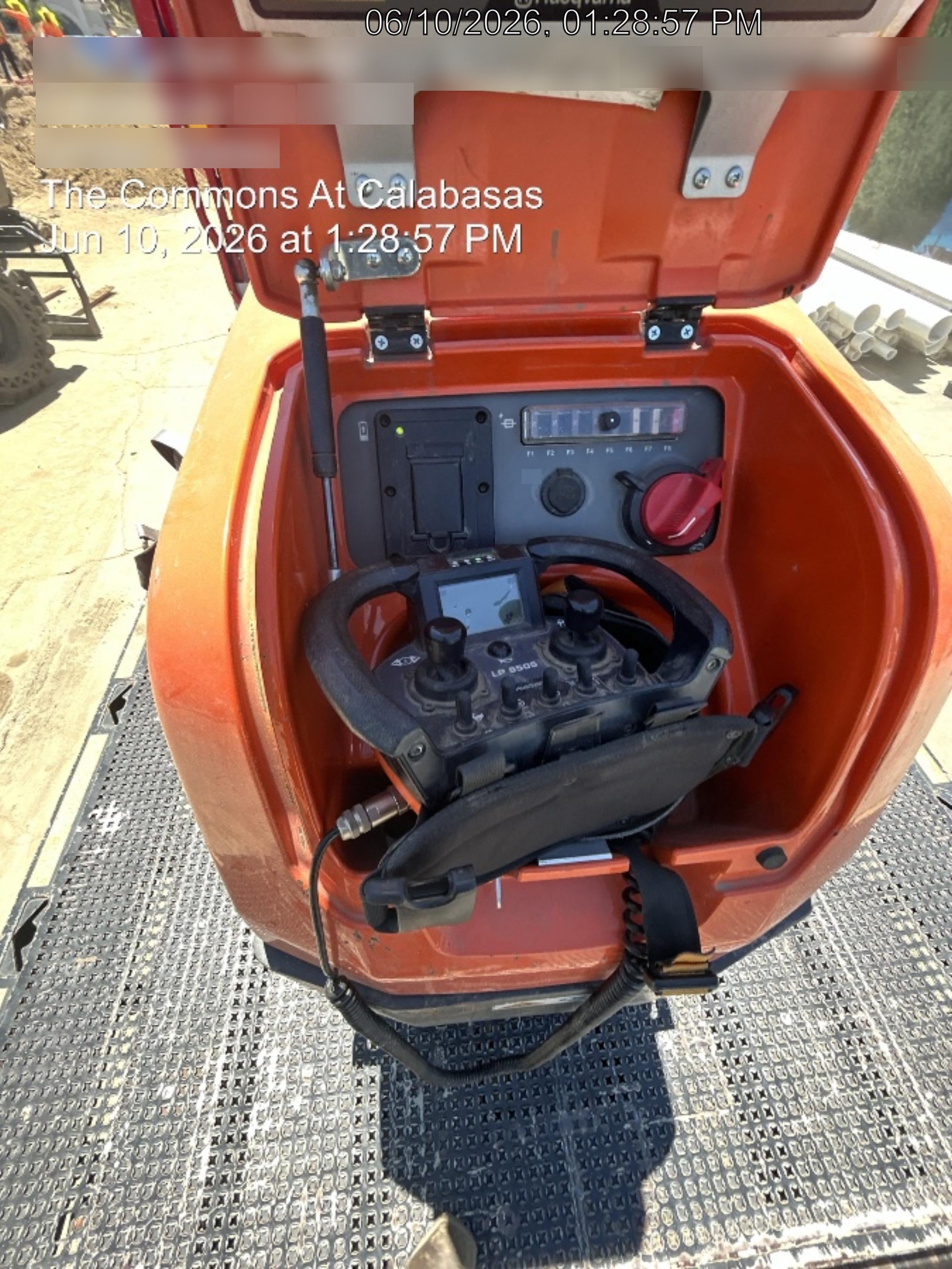 2024 HUSQVARNA LP9505