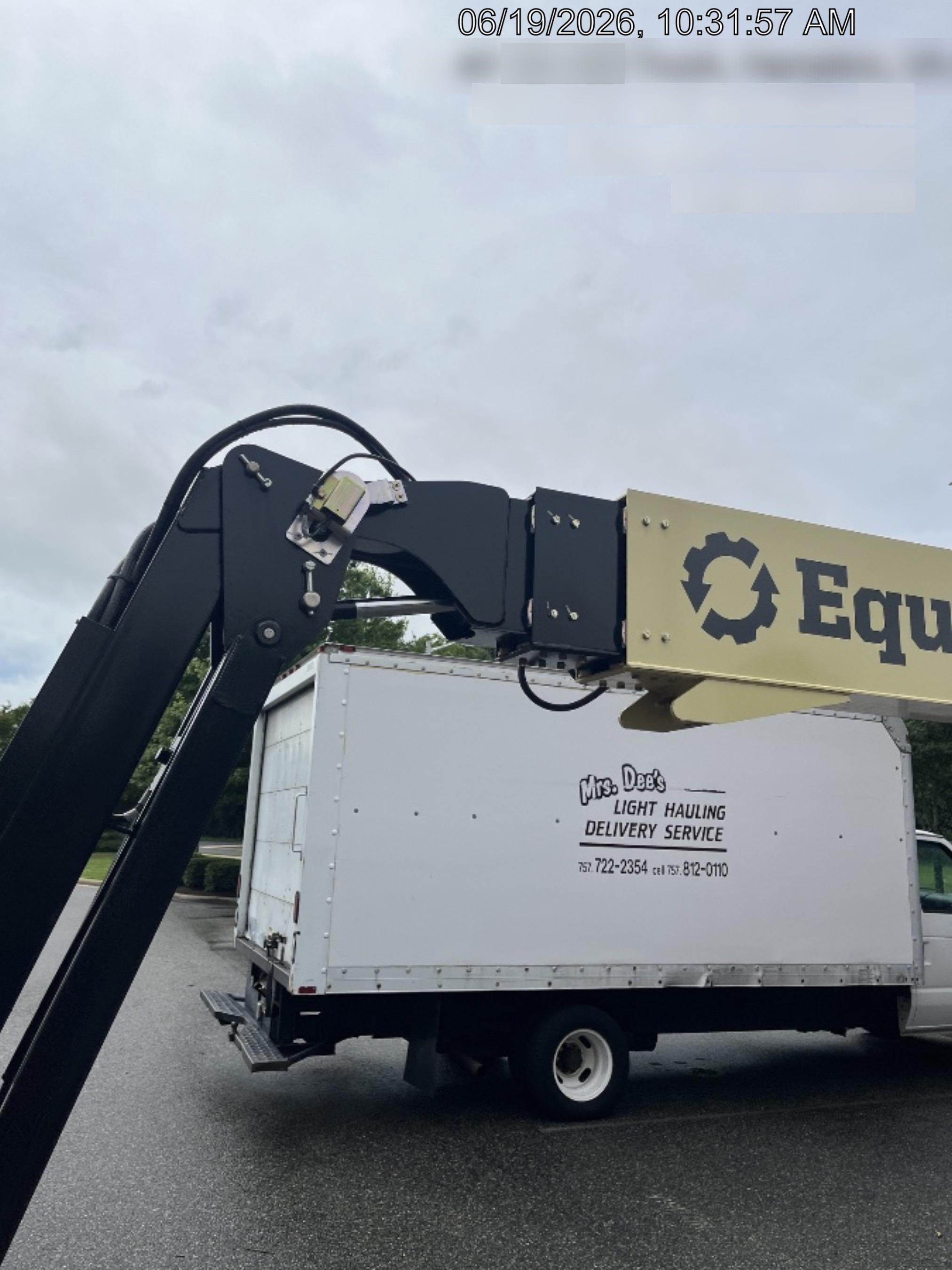 2025 JLG 660SJ