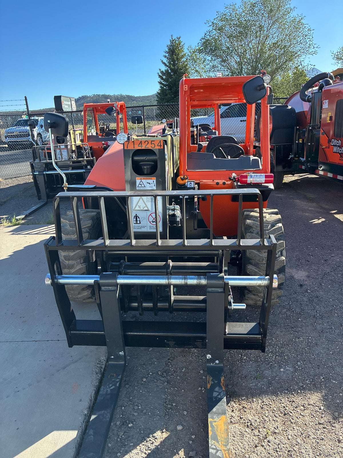 2026 JLG 519