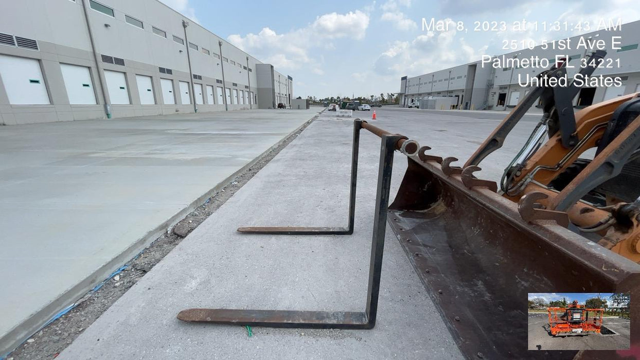 2014 WERK-BRAU 42" Forks - Backhoe