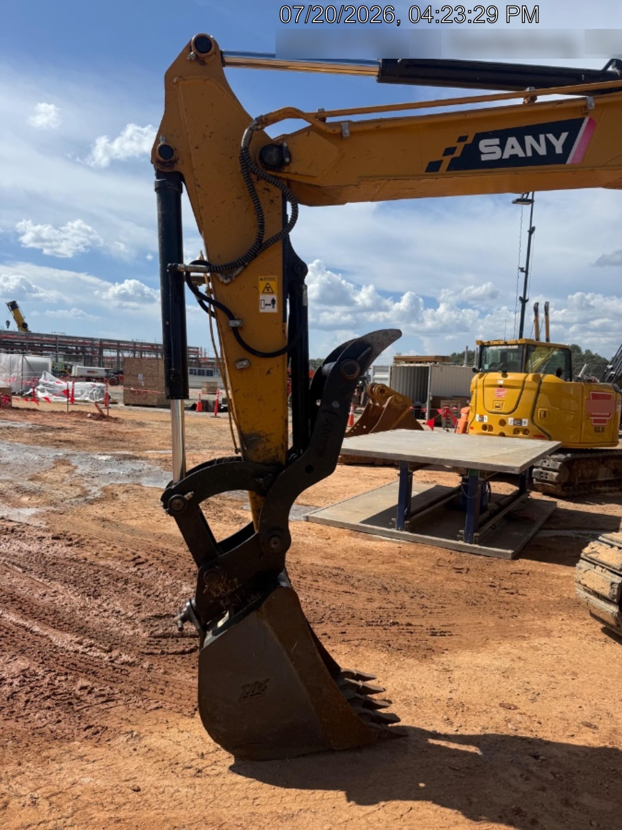 2022 SANY SY95R