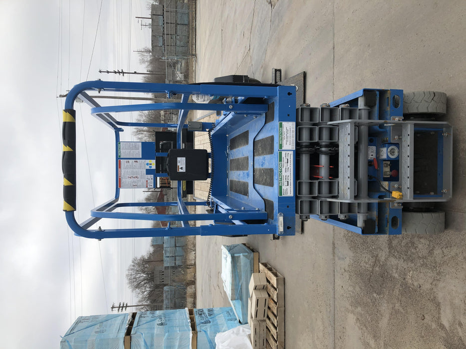 2019 Genie GS-1930 Fixed rails with chain Entry