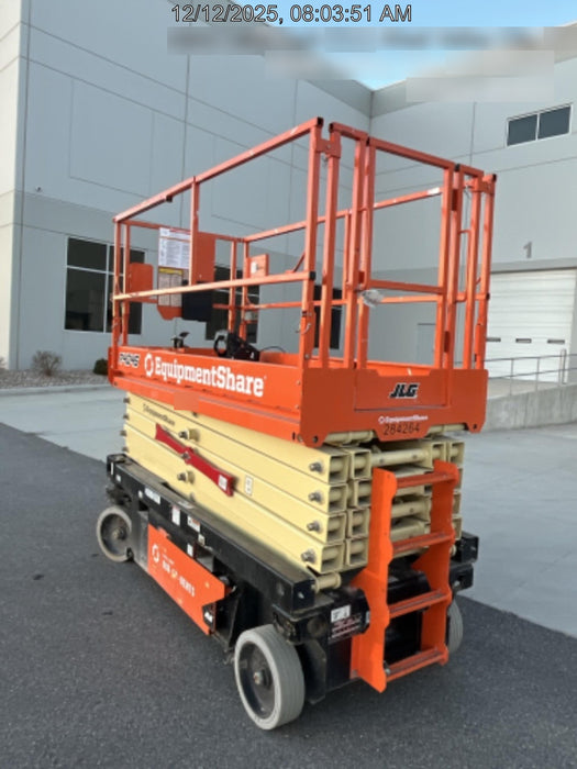 2022 JLG R4045