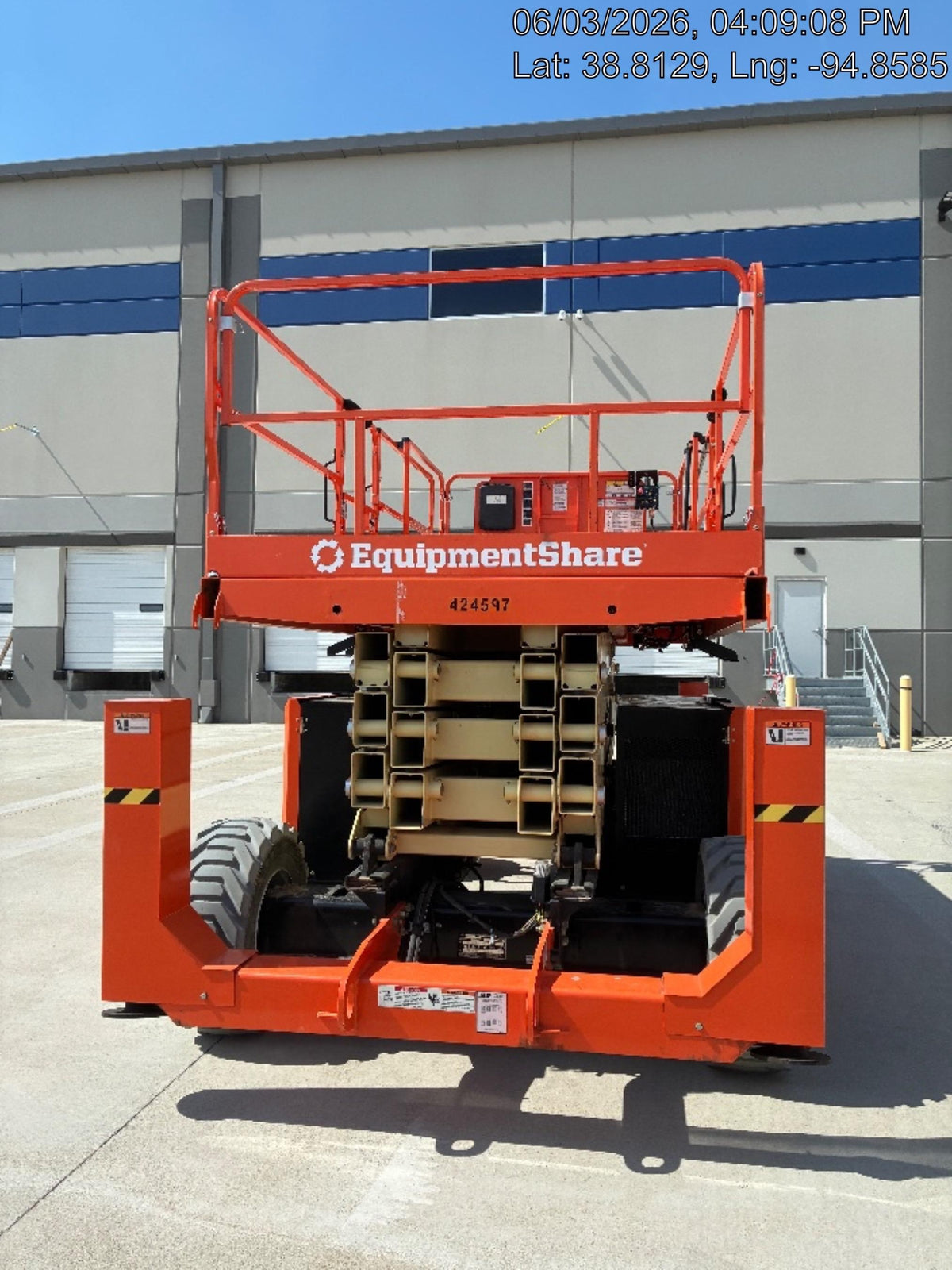 2024 JLG RT4394