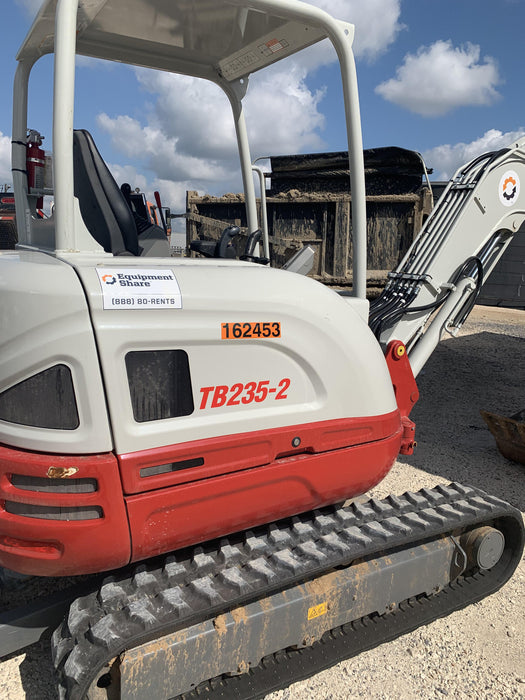 2021 TAKEUCHI TB235-2R