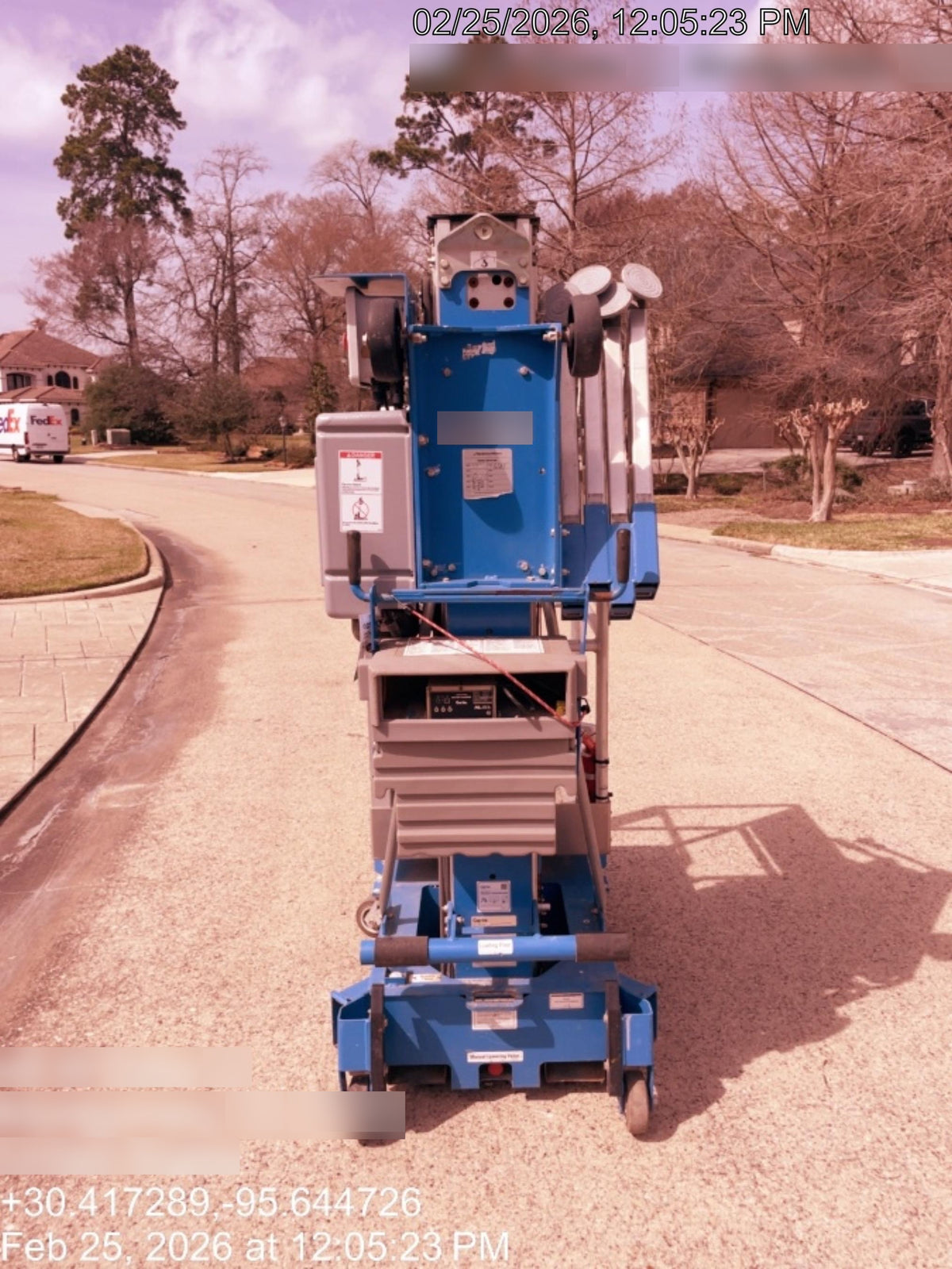 2019 GENIE AWP-30S