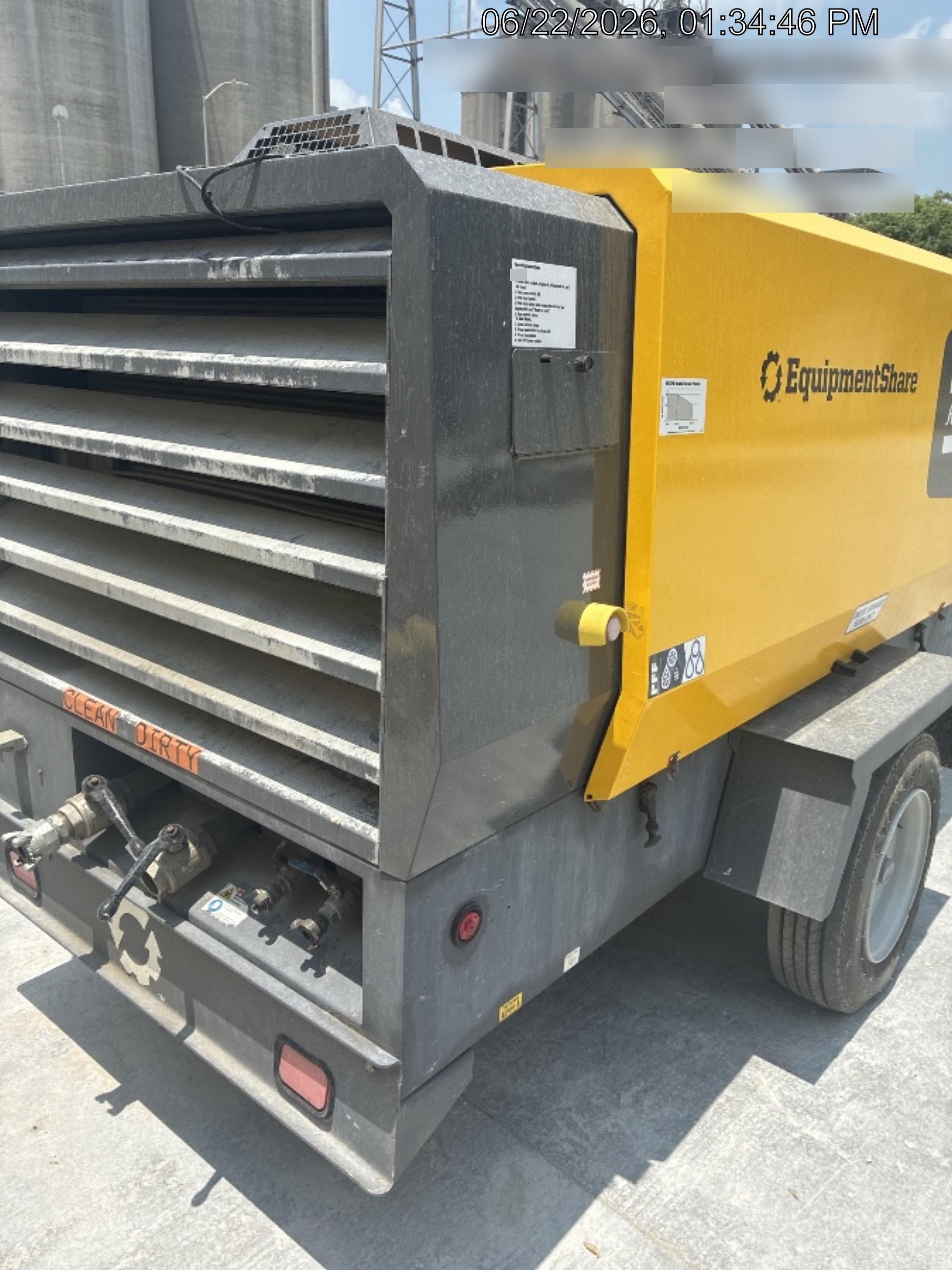2022 ATLAS COPCO XAS 900