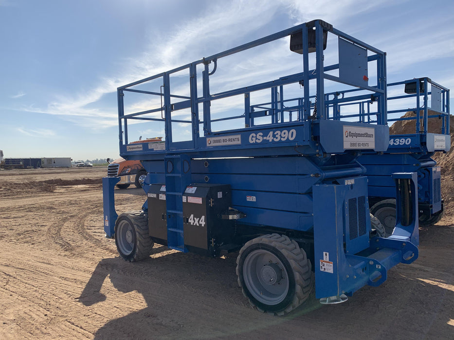 2020 GENIE GS-4390 RT