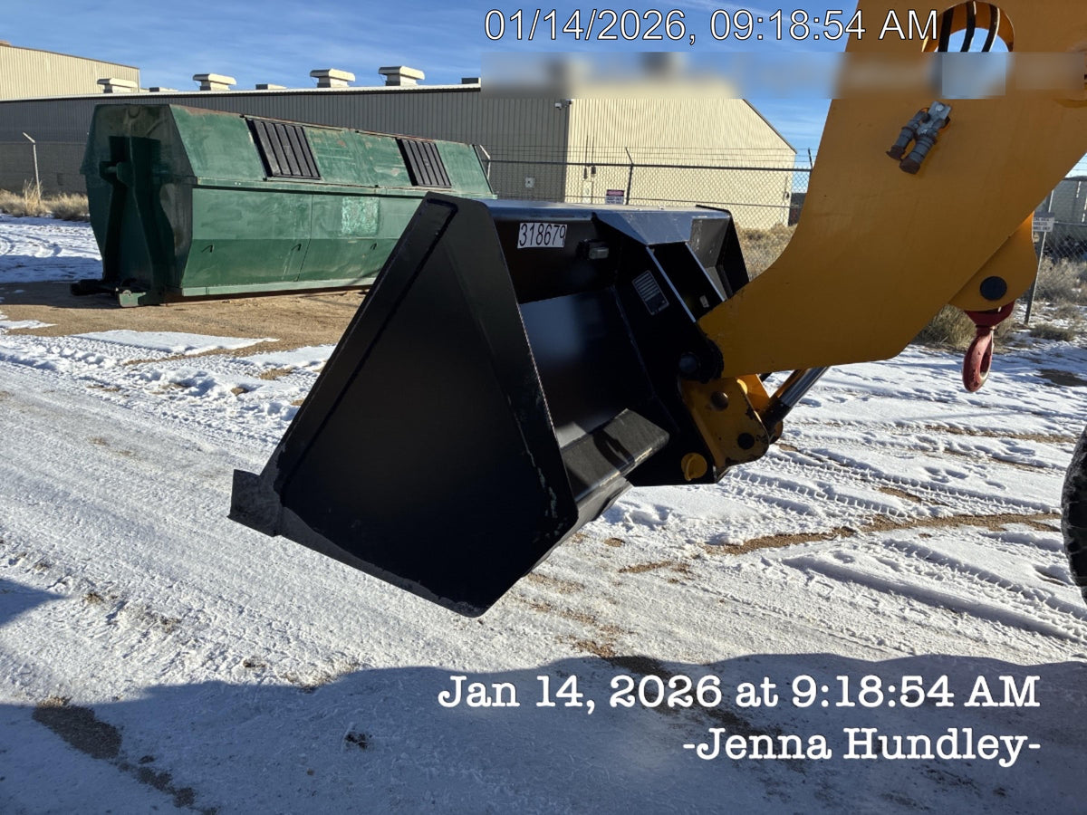 2023 JLG 1001100822